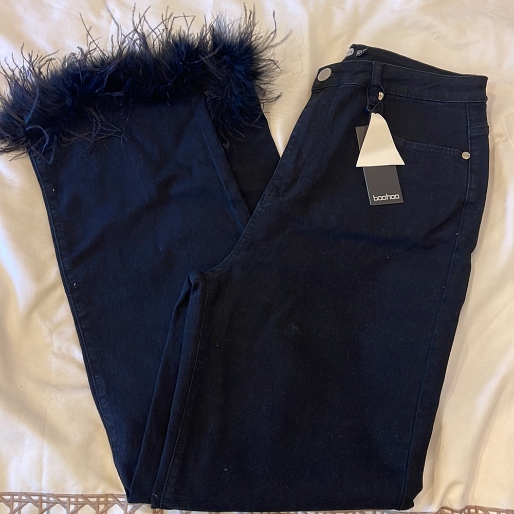 NWT BooHoo Tall Feather Trim Straight Leg Jean - Picture 10 of 11